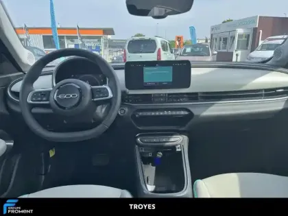 Photo 7 Fiat 600 1.2 Hybrid 100ch DCT6 La Prima