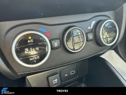 Photo 14 Fiat Tipo  1.6 Multijet 130 ch S&S Life Plus