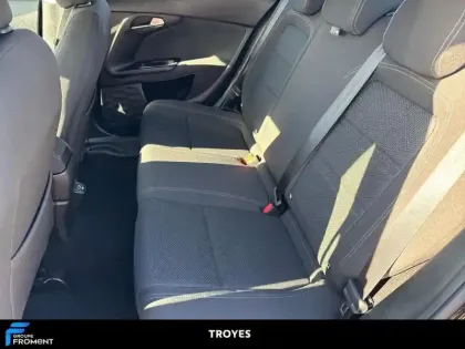 Photo 11 Fiat Tipo  1.6 Multijet 130 ch S&S Life Plus