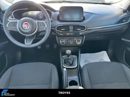 Photo 7 Fiat Tipo  1.6 Multijet 130 ch S&S Life Plus