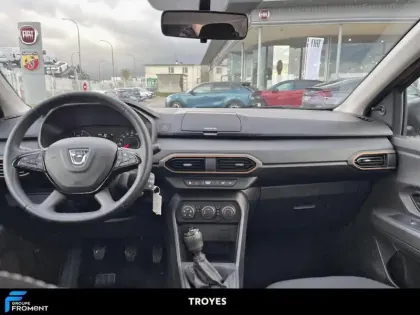 Photo 7 Dacia Sandero TCe 90 Stepway Essentiel