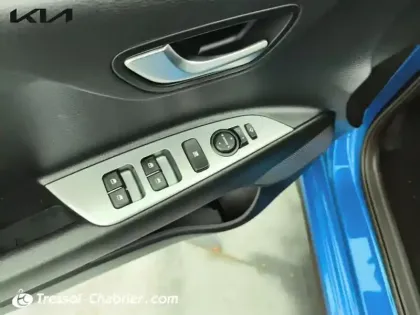 Photo 19 Kia Rio  1.0 T-GDi 100 ch BVM6 GT-Line