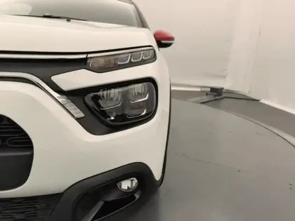 Photo 13 Citroën C3  PureTech 83 S&S BVM5 Shine