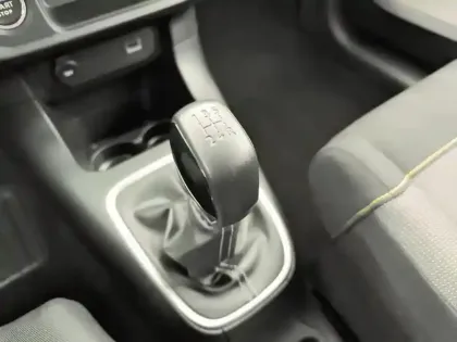 Photo 23 Citroën C3  PureTech 83 S&S BVM5 Shine