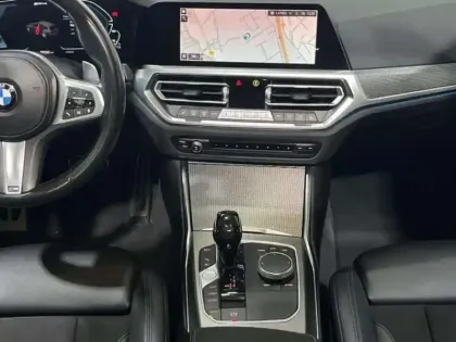 Photo 9 BMW Serie 3 TOURING G21 320e 204 ch BVA8 M Sport