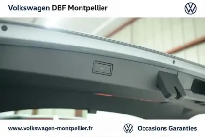 Photo 8 Volkswagen Tiguan NOUVEAU EHYBRID 272CH DSG6 R LINE