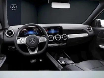 Photo 10 Mercedes Classe B EQB 350 4MATIC AMG Line