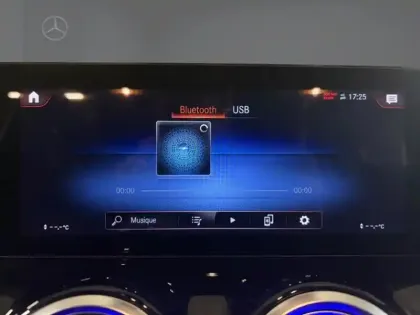 Photo 19 Mercedes EQA 250+ Edition