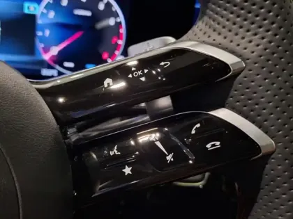 Photo 17 Mercedes Classe A 200 AMG Line