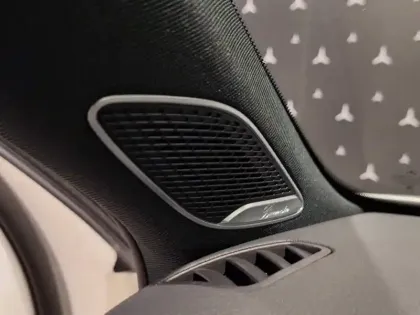 Photo 16 Mercedes Classe A 200 AMG Line