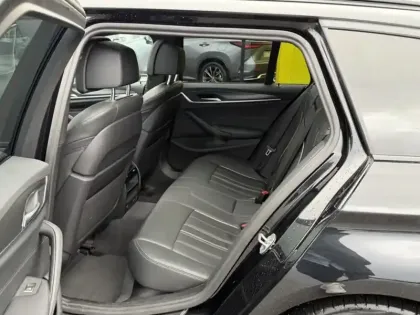 Photo 13 BMW Serie 5 530 e 2.0 292 M Sport xDrive