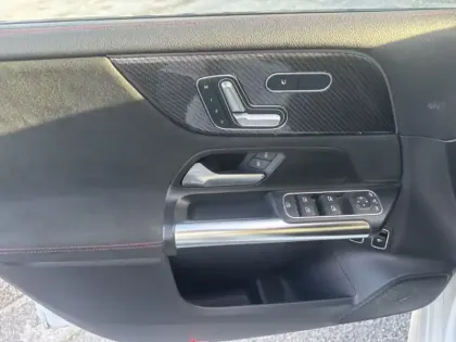 Photo 14 Mercedes Classe B Gén. III (W247) Ph1 AMG Line Edition 5