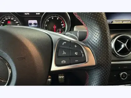 Photo 15 Mercedes GLA 180 Fascination