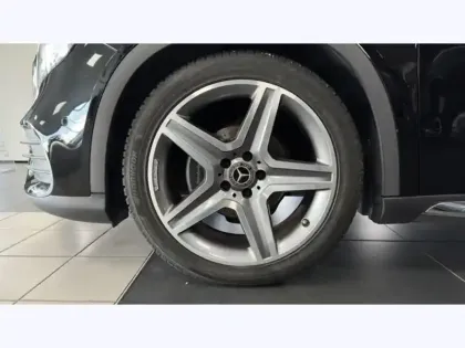 Photo 8 Mercedes GLA 180 Fascination