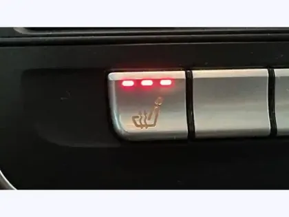 Photo 22 Mercedes GLA 180 Fascination