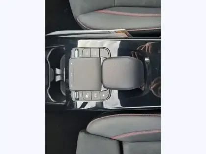 Photo 42 Mercedes Classe A Gén. IV (W177) Ph2 AMG Line 5