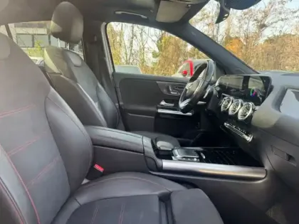 Photo 13 Mercedes GLA 200 d AMG Line