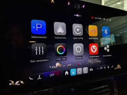 Photo 11 Mercedes CLA  250+ avec technologie EQ L