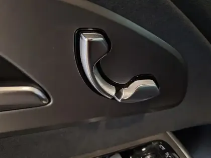 Photo 23 Mercedes CLA  250+ avec technologie EQ L