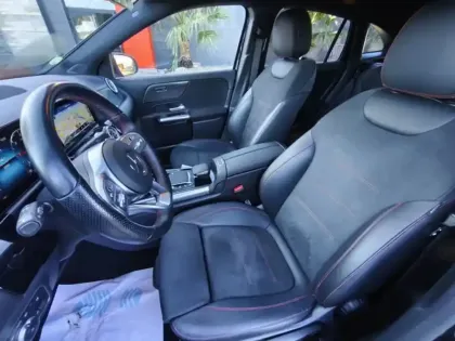 Photo 19 Mercedes GLA 200 d AMG Line