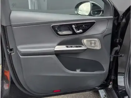 Photo 12 Mercedes Classe GLC 300 e Hybrid EQ 4MATIC 