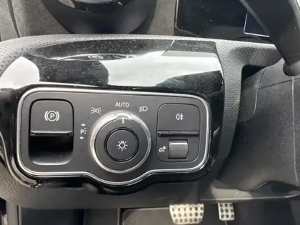 Photo 16 Mercedes CLA  250 e Coupé