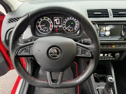 Photo 13 Skoda Fabia 1.0 TSI 110 Monte Carlo