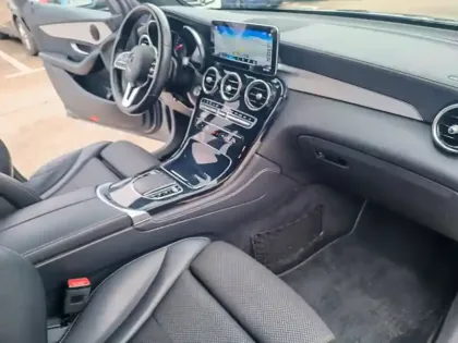 Photo 12 Mercedes Classe GLC GLC 220 d 4MATIC SUV Business 