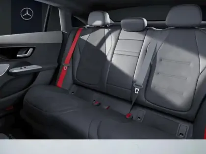 Photo 8 Mercedes Classe E EQE 350 AMG Line