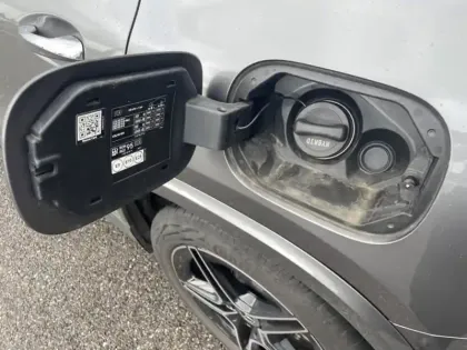 Photo 16 Mercedes GLA 250 e Hybrid EQ AMG Line