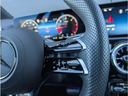 Photo 16 Mercedes Classe A 200 d 