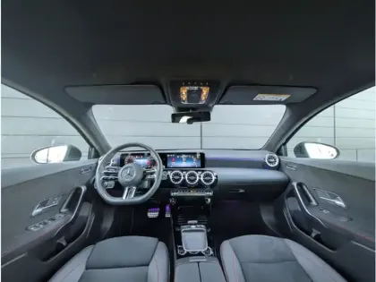 Photo 10 Mercedes Classe A 200 d 