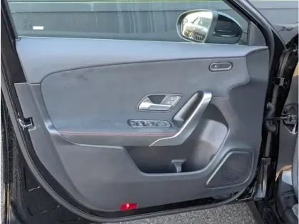 Photo 11 Mercedes Classe A 200 d 