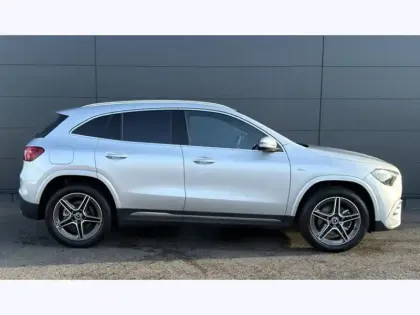Photo 5 Mercedes GLA 250 e Hybrid EQ AMG Line