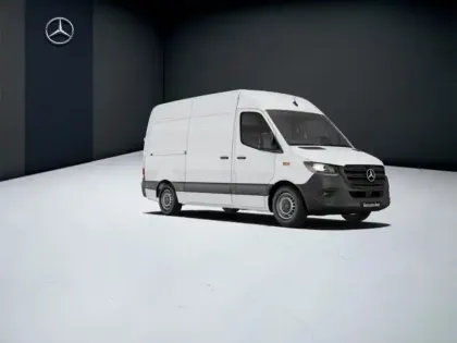 Photo 38 Mercedes Sprinter 317 CDI 37 GSR2 L2H2 12m3 170c