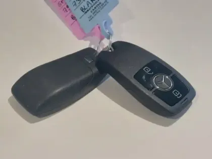 Photo 43 Mercedes Sprinter 317 CDI 37 GSR2 L2H2 12m3 170c