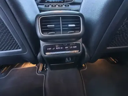 Photo 17 Mercedes GLE  350 de 4MATIC AMG Line Cou