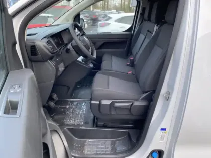 Photo 9 Peugeot Expert Fourgon Fg M 1.5 Diesel 120ch