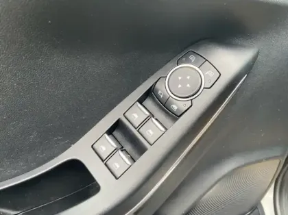 Photo 5 Ford Puma 1.0 EcoBoost 125ch mHEV ST-Line X