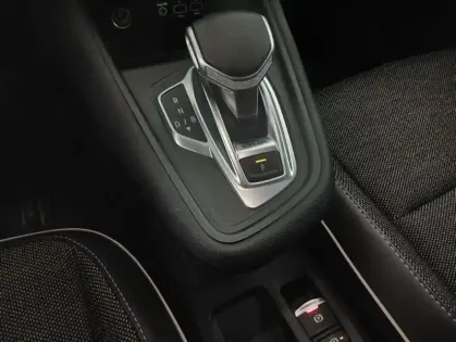 Photo 26 Renault Captur E-Tech Plug-in 160 Intens