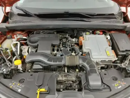 Photo 18 Renault Captur E-Tech Plug-in 160 Intens