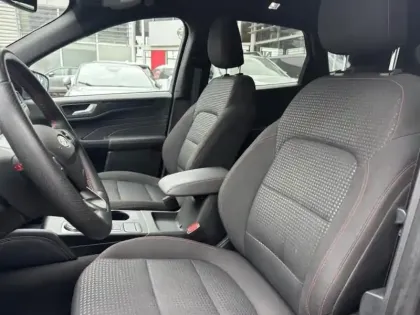 Photo 10 Ford Kuga  2.5 Duratec 190ch FHEV ST-Line BVA