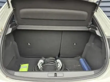 Photo 7 Peugeot 208  e- 136ch Style