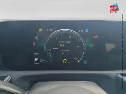 Photo 11 Mercedes Classe A  180 136ch AMG Line GPS Camera