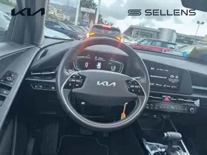 Photo 8 Kia Niro  1.6 GDi 141ch HEV Motion DCT6