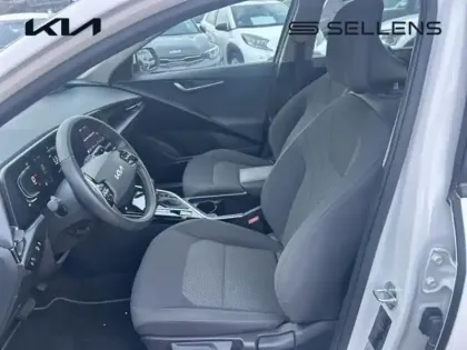 Photo 10 Kia Niro  1.6 GDi 141ch HEV Motion DCT6