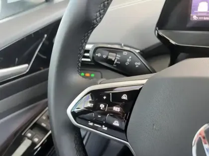 Photo 10 Volkswagen Id.4  286ch Pro 4Motion 77 kWh Life Max