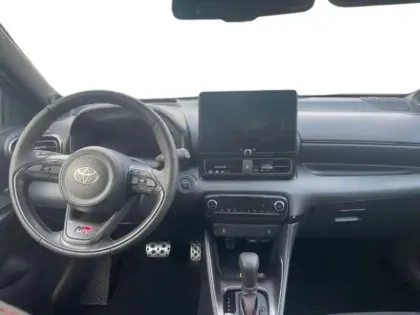 Photo 10 Toyota Yaris  TOYOTA  HYBRIDE 130H GR SPORT TECHNO MY25