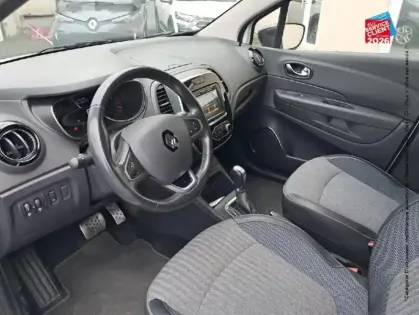 Photo 14 Renault Captur  1.3 TCe 150ch FAP Intens EDC