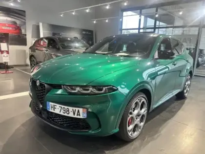 Photo 5 Alfa Romeo Tonale  1.5 Hybrid 160ch Tributo Italiano TCT